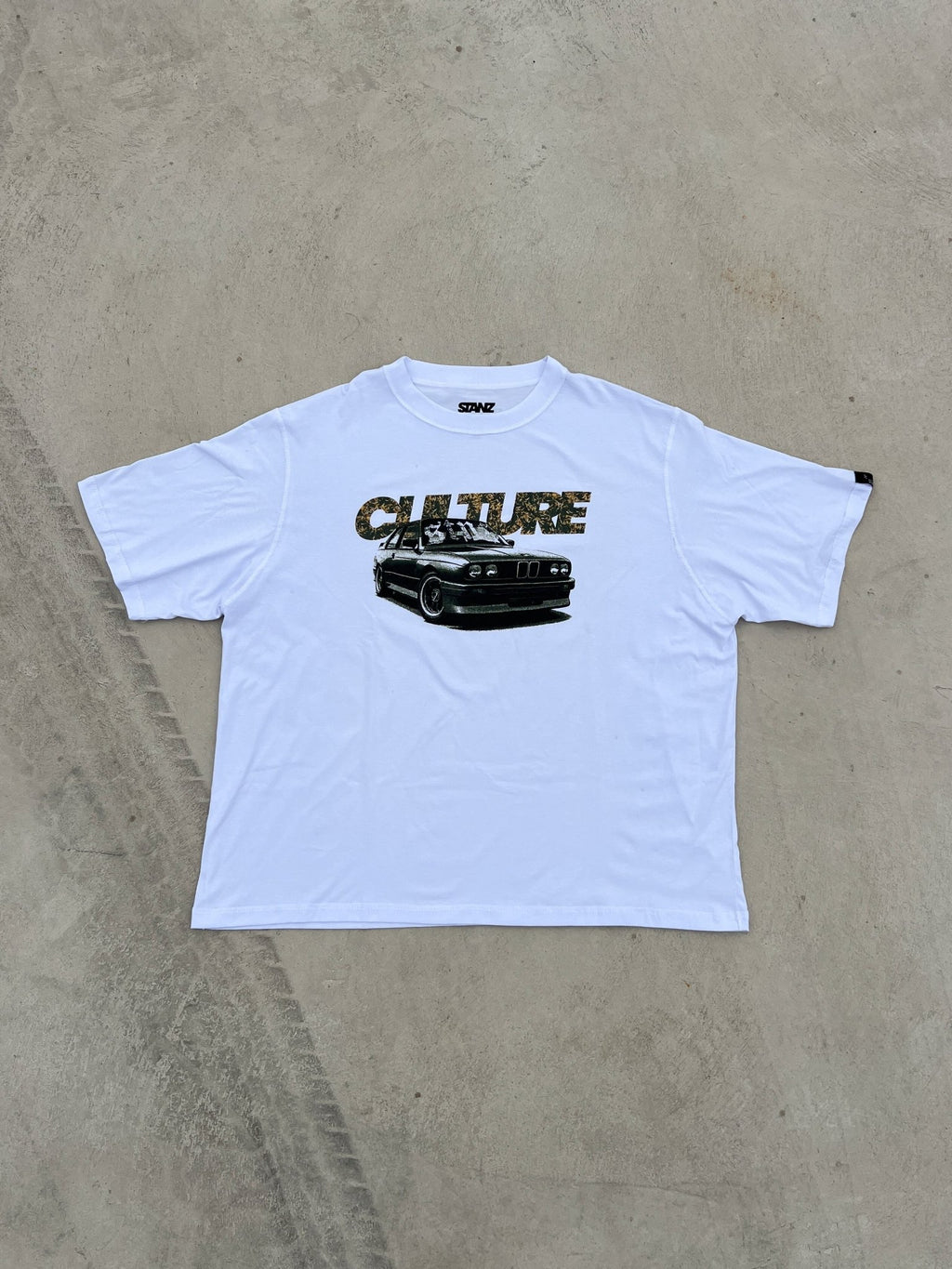 E30 TEE FRONT